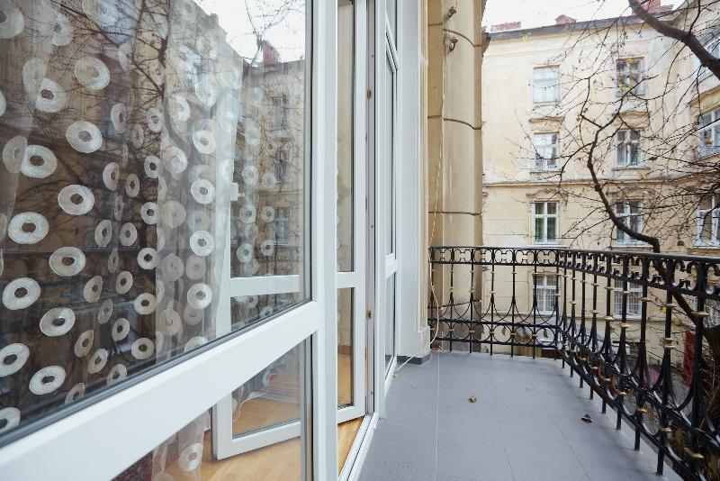Apartments On Doroshenka 19 Lviv Exterior foto