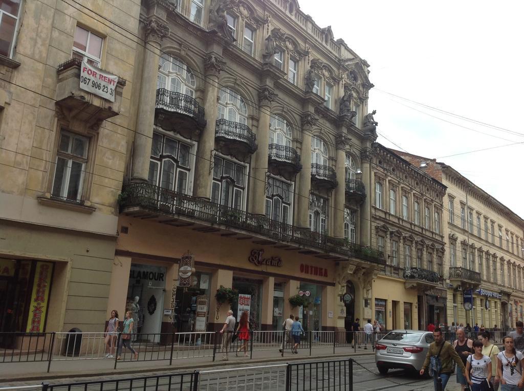 Apartments On Doroshenka 19 Lviv Exterior foto
